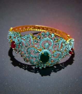 Emerald Crown Diamond Bracelet