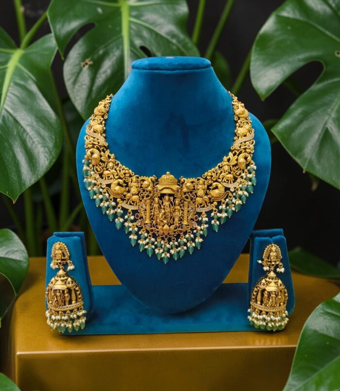 Lakshmi Temple Heritage Necklace Set Lakshmi Temple Heritage Necklace Set