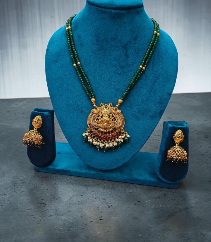 Green crystal long Haram
