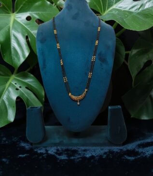 Elegant Traditional Black Beads Gold-Tone Mangalsutra