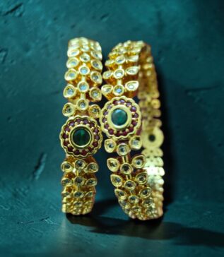 Kemp stone bangles