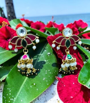 Jadau Kundan jhumka