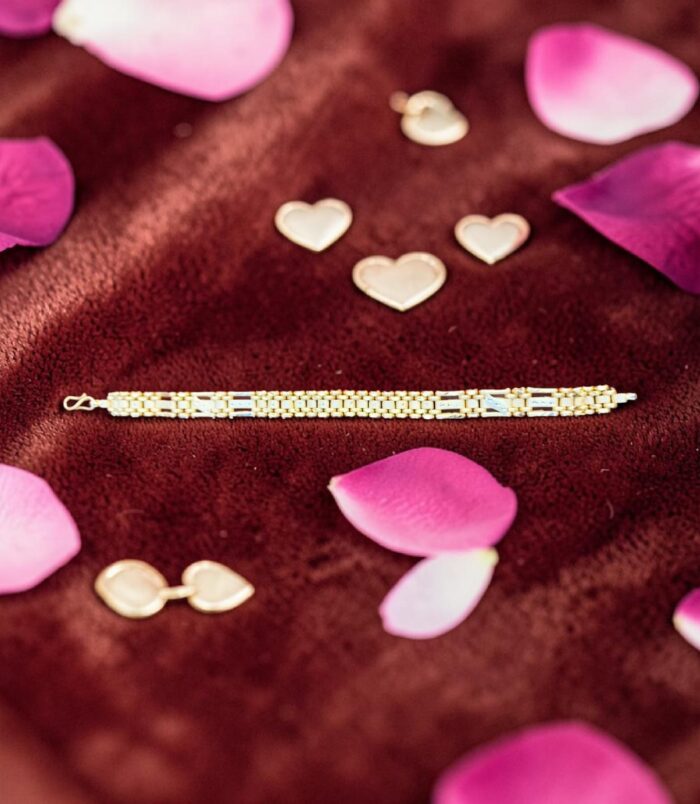 Golden Bliss Heart Bracelet